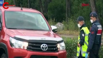 Seyahat kısıtlaması kaldırılınca akın ettiler! Araç kuyruğu oluştu