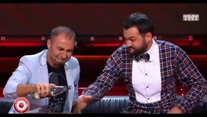 Андрей Скороход и Демис Карибидис - Завершение корпоратива в квартире