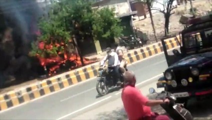 बिग बाजार स्थित दो खोखो में लगी आग से हजारों का माल स्वाहा