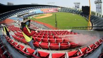 U.S. gets glimpse of pandemic pro baseball in Korea_ Empty stadiums and other quirks