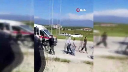 Hatay'da ambulans ile otomobil çarpıştı: 3 yaralı