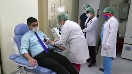 Koronavirüsü yenen Başhekim immün plazma bağışında bulundu