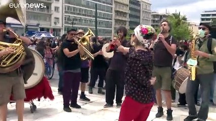 Πλατεία Συντάγματος: Μεγάλη συγκέντρωση των εργαζομένων στον πολιτισμό