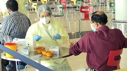 عمليات إعادة واسعة لهنود عالقين في الخارح تبدأ برحلتين من الإمارات