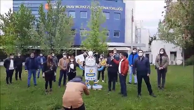 Öğrencilerden ÖSYM önünde YSK eylemi!