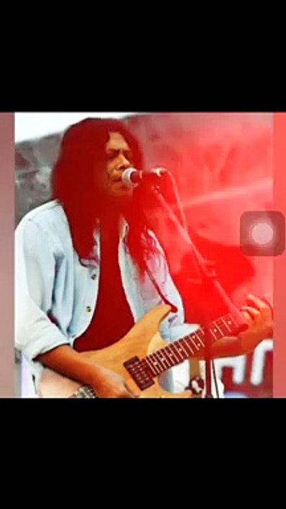 Jems..singer jems ..!