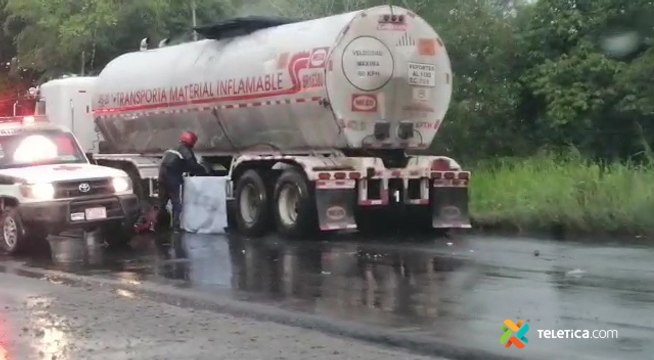 tn7-Motociclista pierde la vida tras ser arrollado por camión cisterna en Guácimo-070520