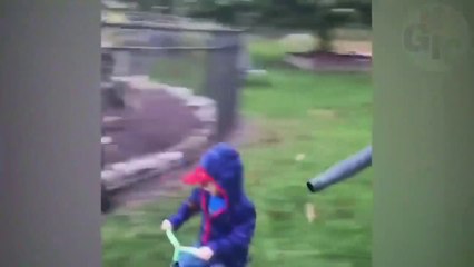 Kids trying failed/// very funny video