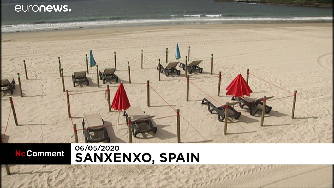 In Badehose Abstand halten