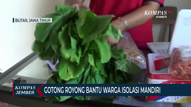 Gotong Royong Bantu Warga Isolasi Mandiri