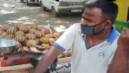 Lockdown effect: Bollywood actor is now selling fruits