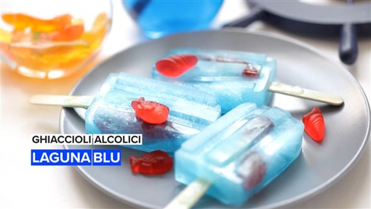 Ghiaccioli alcolici: laguna blu