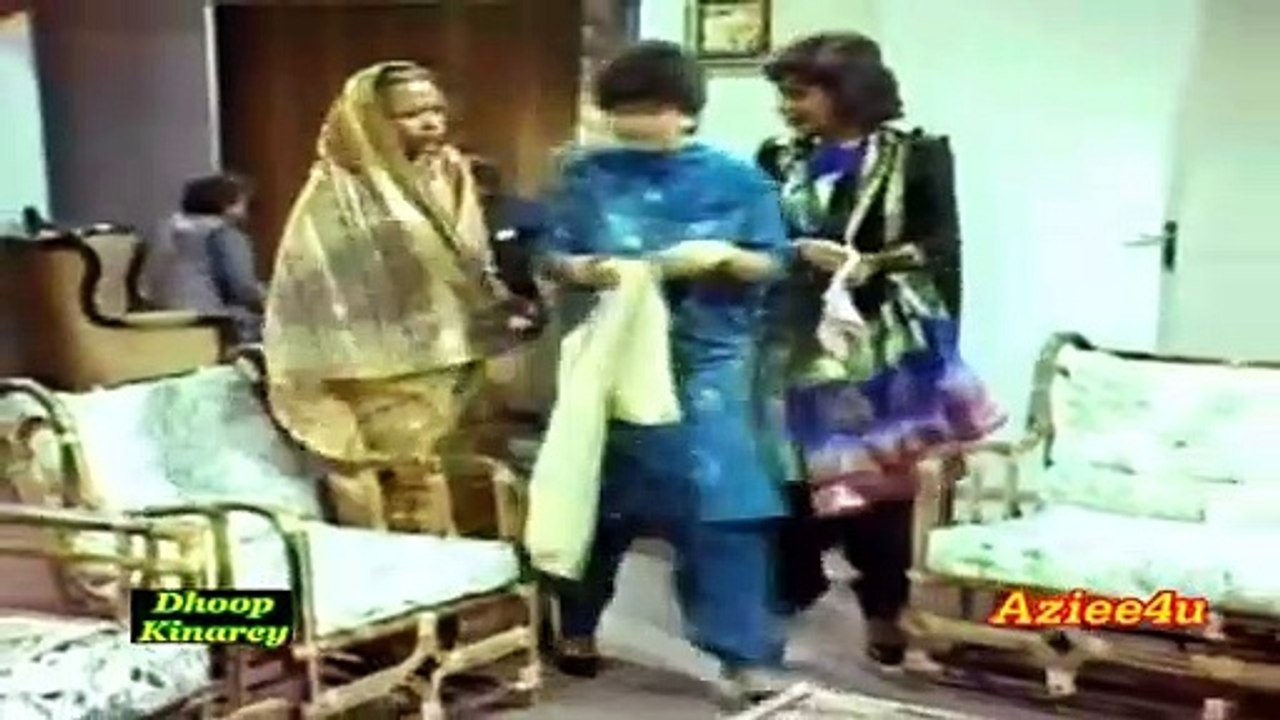 Angi And Dr. Irfan`s Engagement In Ptv Classic Dhoop Kinarey