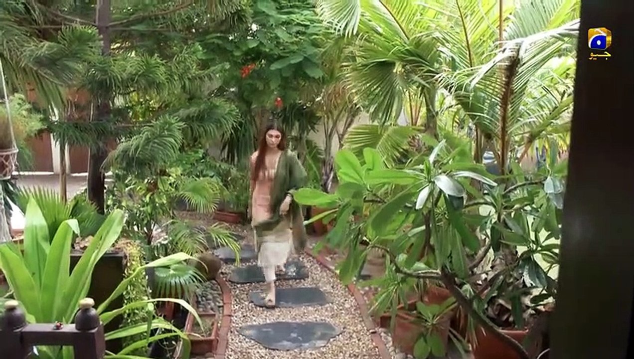 Kahin Deep Jalay - EP 33 -- English Subtitles -- 7th May 2020 - HAR PAL GEO