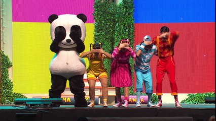 Panda e Os Caricas - Senhor Lobo (Live From Campo Pequeno, Lisboa / 2019)