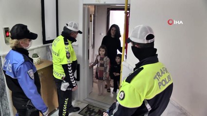 Elazığ'da çocuklara ev ziyaretiyle trafik eğitimi