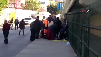 Sosyal mesafeyi hiçe sayıp, köprü altında açılan tezgahlara akın ettiler