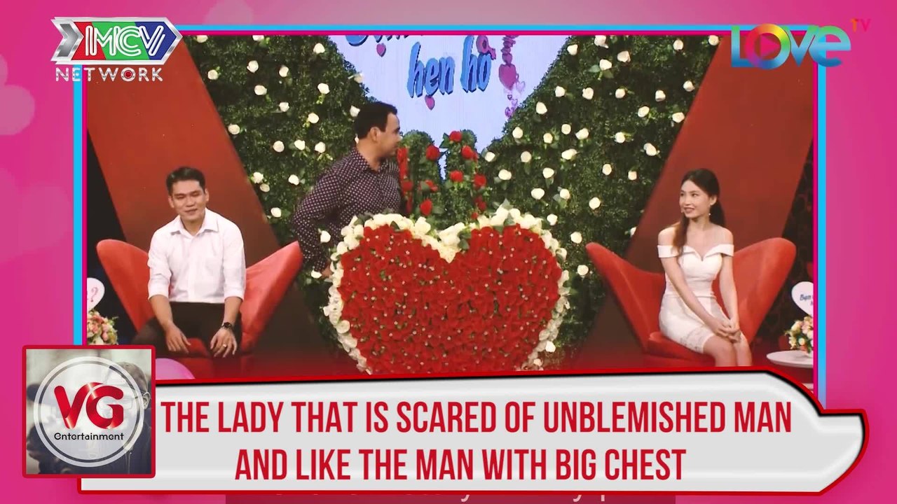 THE LADY THAT IS SCARED OF UNBLEMISHED MAN AND LIKE THE MAN WITH BIG CHEST