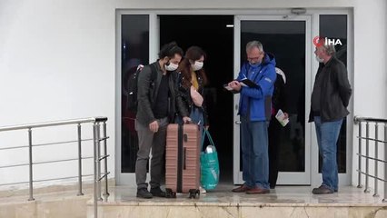 Karantina süresi dolan 323 kişi evlerine uğurlandı