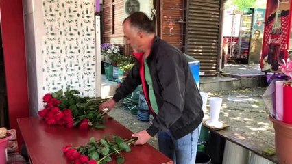 Annelere dezenfekte edilmiş çiçekler hediye edilecek