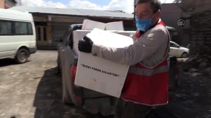Türkiye'nin şefkat eli ülkelerine dönemeyen yabancı öğrencilere de uzandı
