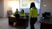 Balıkesir'de trafik polislerinden evde kalan öğrencilere online trafik eğitimi
