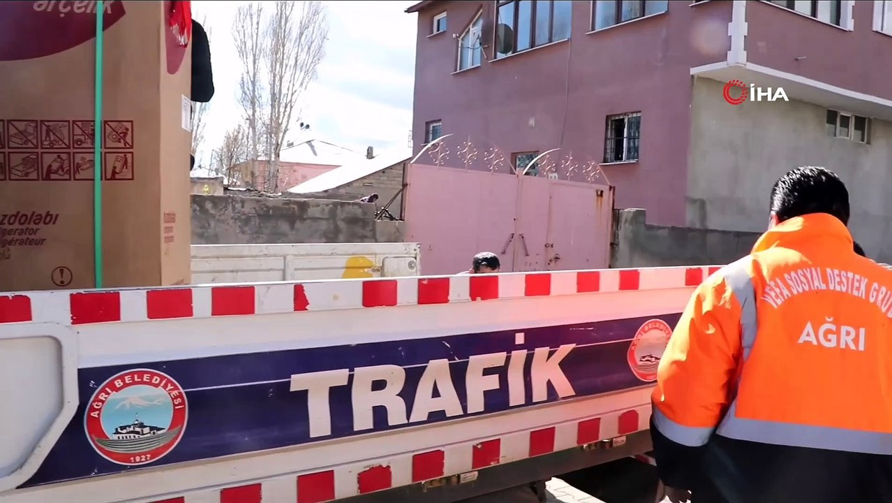 Başkan Sayan, ihtiyaç sahiplerine ulaşmaya devam ediyor