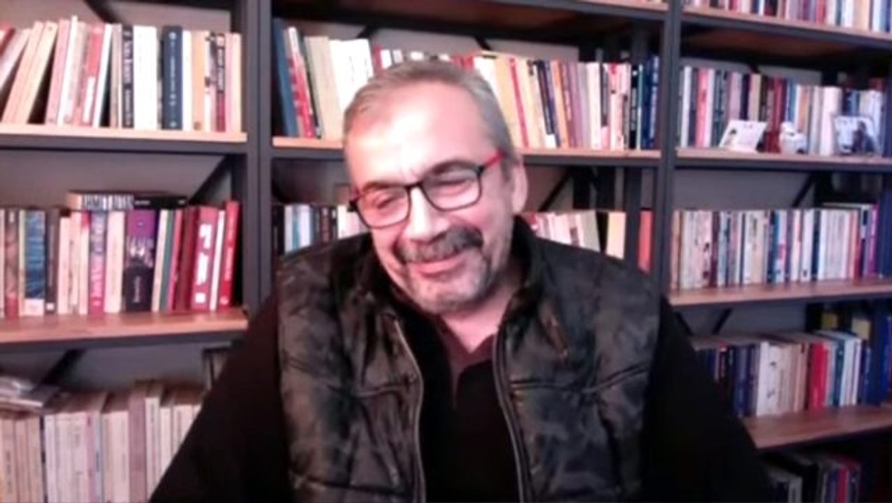 HDP kongresinde mikrop kapan Sırrı Süreyya Önder, kendini eve kapattı