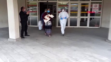 Nevşehir'de 40 günlük Ayşegül bebek ve annesi koronavirüsü yendi