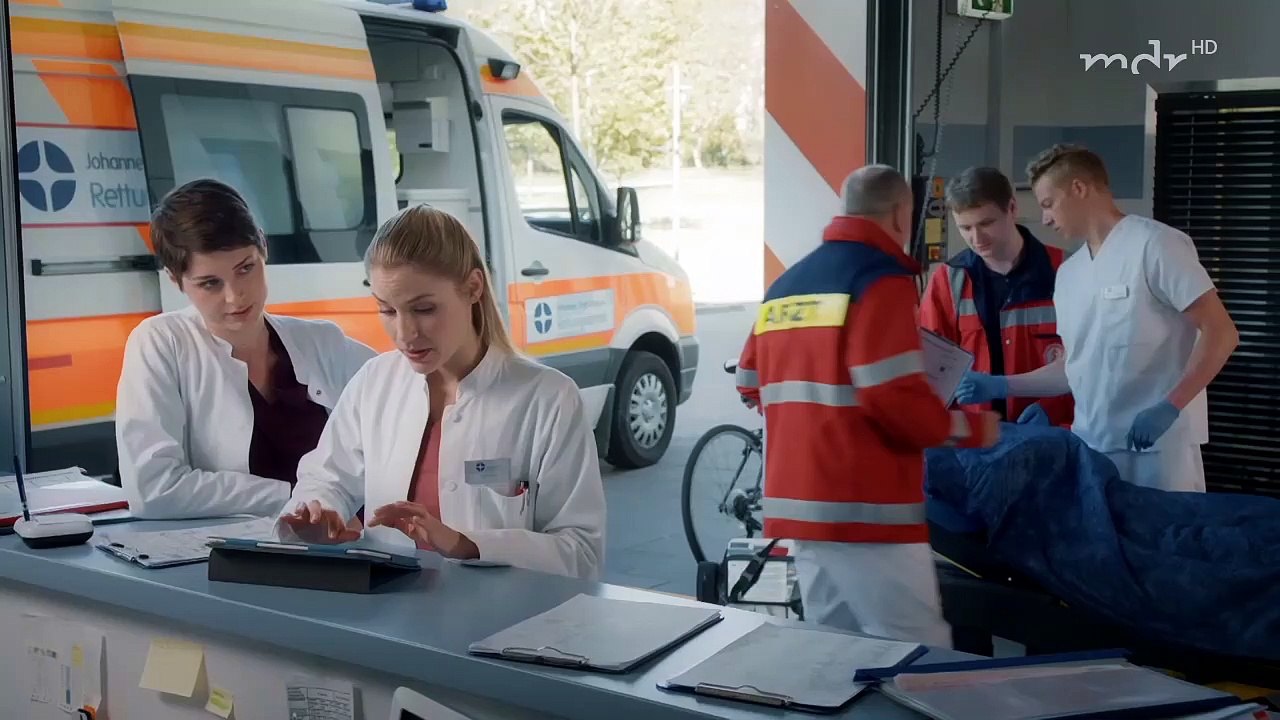 In aller Freuindschaft Die Jungen Ärzte - Folge 72: Abschied