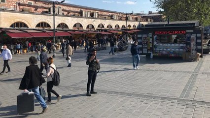 Taksim Meydanı'nda yasak Eminönü'nde serbest