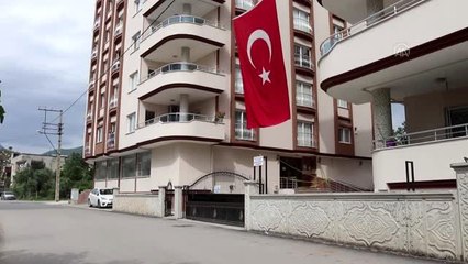 Bir apartman Kovid-19 nedeniyle karantinaya alındı