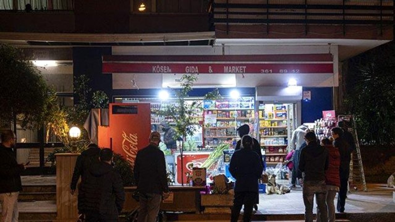 2 günlük yasak başlıyor! Marketler saat kaça kadar açık olacak? Yaşlılar ne zaman sokağa çıkacak?