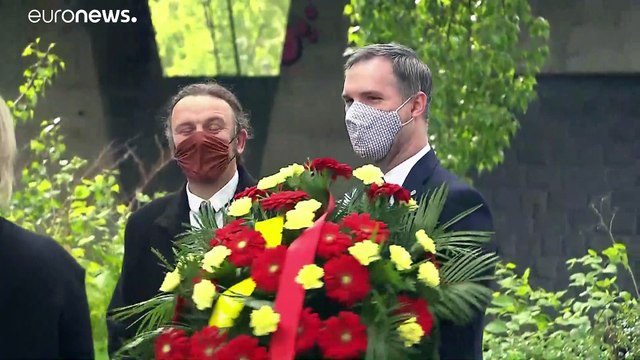 Генсек НАТО поддержал политиков, сносивших памятник Коневу