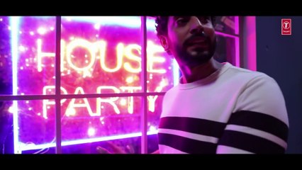 Making of Bom Diggy Diggy Video Song  Sonu Ke Titu Ki Sweety  Kartik Aaryan  Sunny Singh.