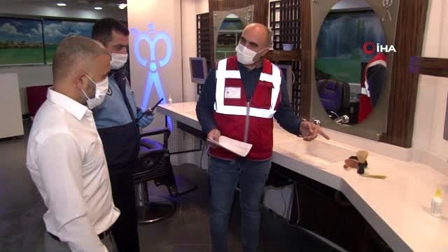 Kağıthane'de berber ve kuaför salonlarını dezenfekte ediliyor