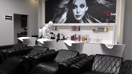 Mardin'de berber ve güzellik salonları dezenfekte edildi