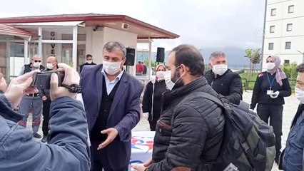 Karantina süreci tamamlanan 80 kişi memleketlerine uğurlandı