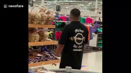 Alleged racial slurs cause fight in California Wal-Mart