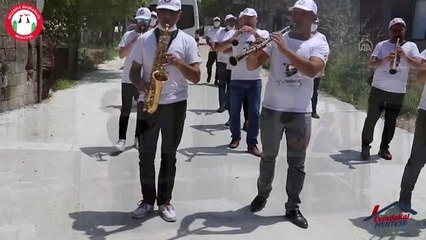 Sosyal medyadan yöresel dille paylaşılan "evde kal" çağrısı
