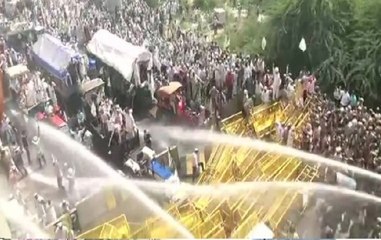 Kisan Kranti Padyatra: Police use water cannons to disperse protesters