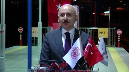 İLK YURT İÇİ YÜK TRENİ MARMARAY'DAN GEÇTİ