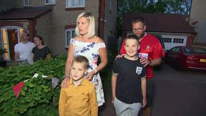 ‘We’ll Meet Again’ Sing-along takes place across UK