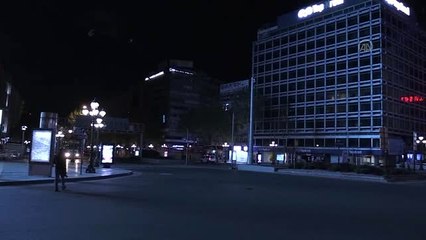 Ankara'da sokağa çıkma kısıtlamasının başlamasıyla sessizlik hakim