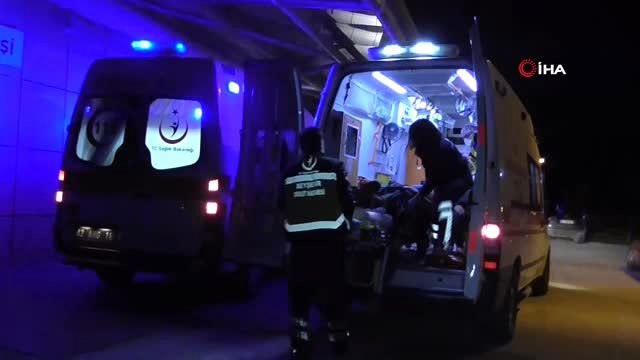 Konya'da otomobille kamyonet çarpıştı: 1 ölü, 4 yaralı