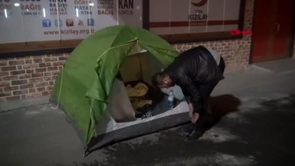 NİĞDE Şehirler arası otobüs olmayınca memleketine dönemedi