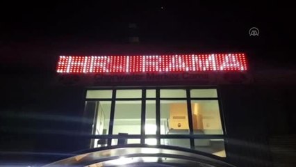 Almanya'da camiye taşlı saldırı