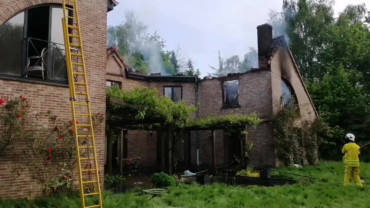 Evregnies: une villa inoccupée détruite dans un incendie