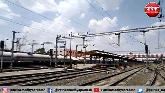 बिग ब्रेकिंग भोपाल स्टेशन पर खड़ी गैस की ट्रेन से लीकेज हो रही गैस