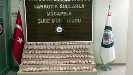 Eve düzenlenen operasyonda 101 kilo gram eroin ele geçirildi